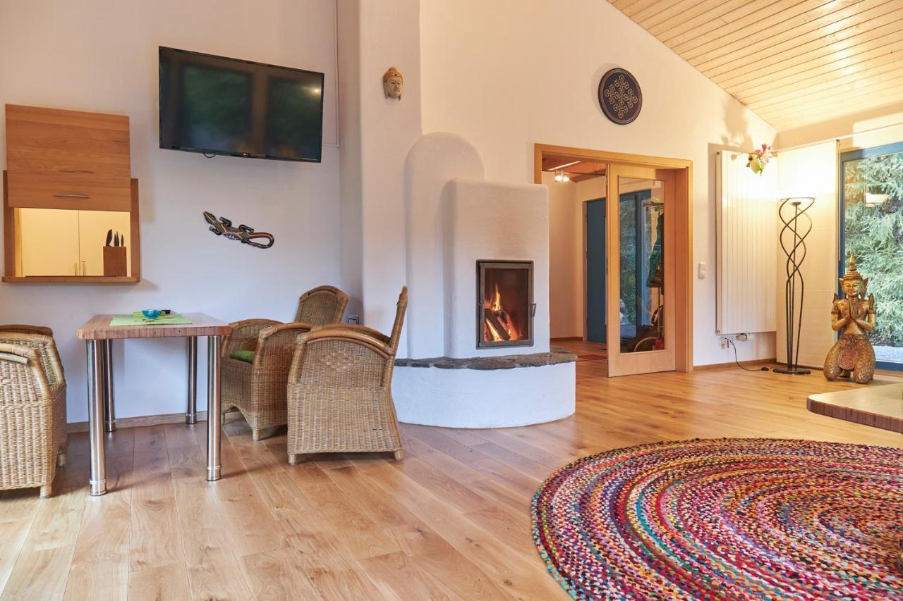 Bio-Ferienhaus-Eifel Rott  Esterno foto