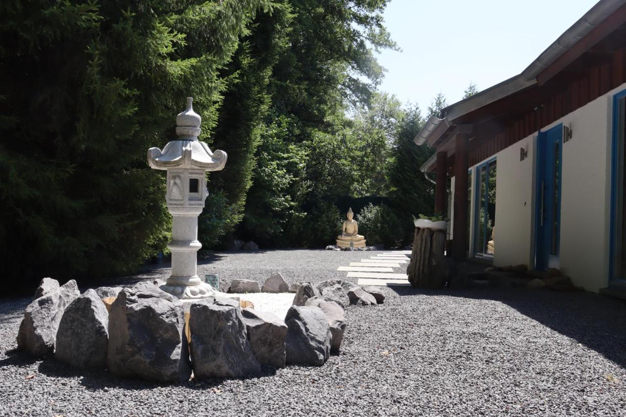 Bio-Ferienhaus-Eifel Rott  Esterno foto